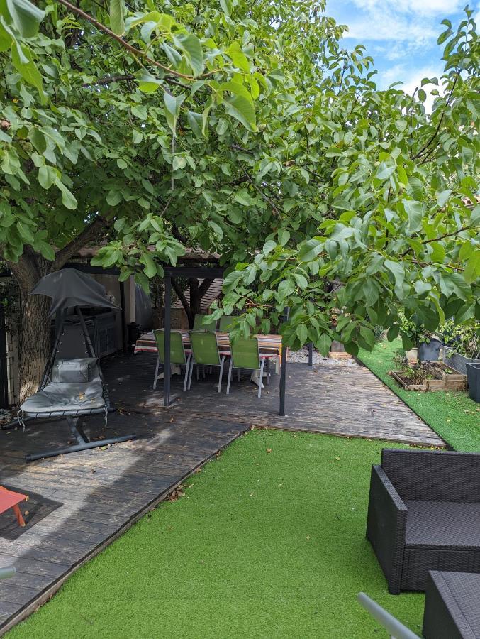 Guesthouse La Costiere - Logements Independants - Espace Piscine Jacuzzi Lunel  Exterior foto