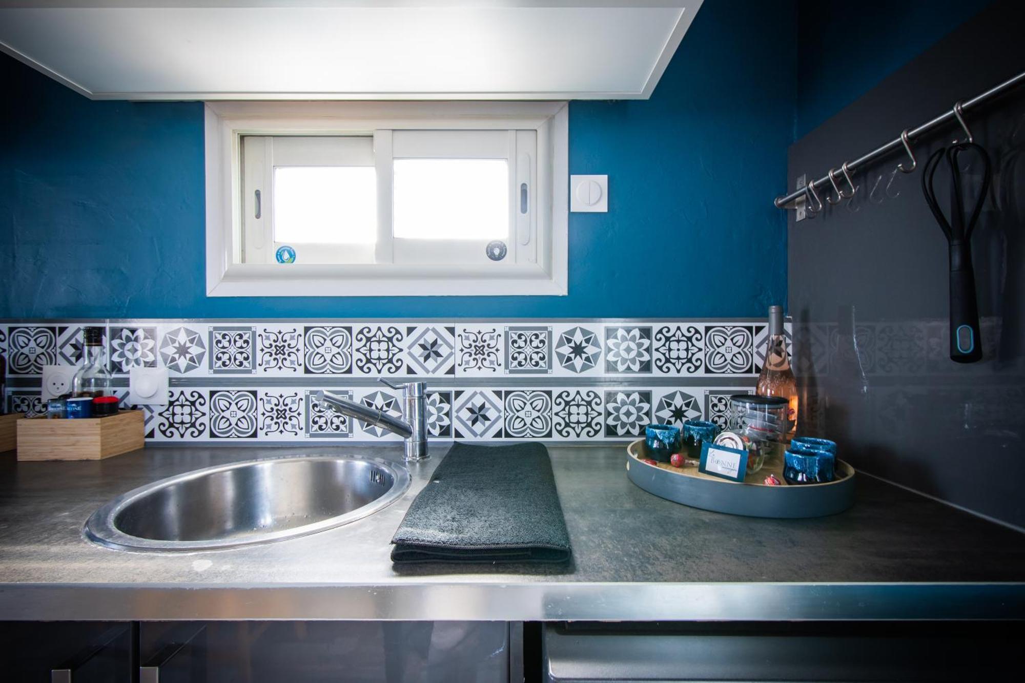 Guesthouse La Costiere - Logements Independants - Espace Piscine Jacuzzi Lunel  Exterior foto